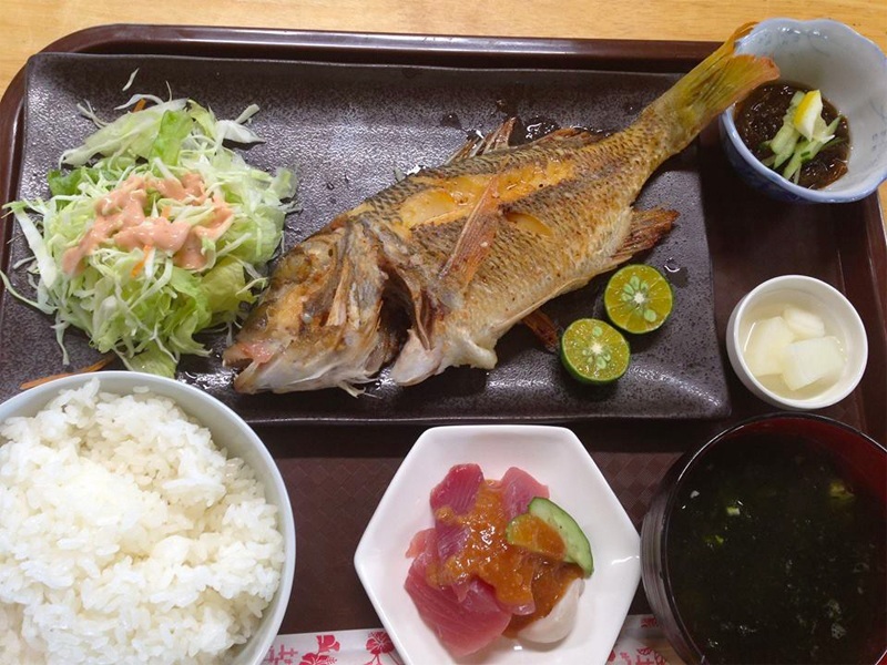 国頭港食堂,定食,魚